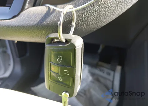 2018 Volkswagen Tiguan 2.0T S из США, поврежденный, VIN 3VV1B7AX2JM026408